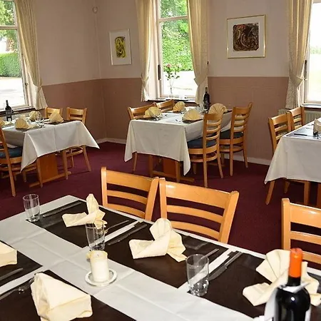 Vandel Hotel - Bed & Breakfast 2*