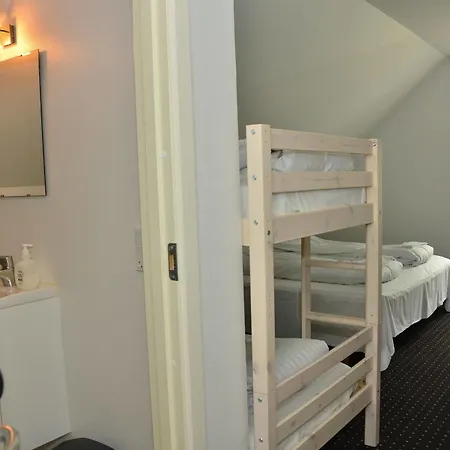 Мини-отель Vandel Hotel - Bed & Breakfast 2*